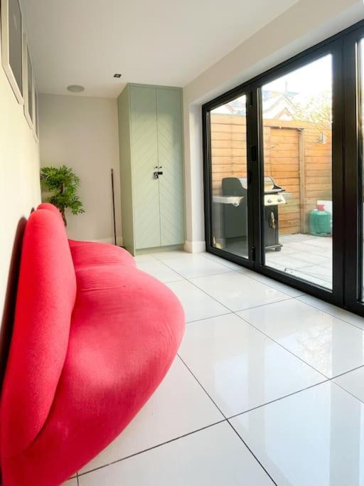 Edge14- Spacious, Stylish And Near The Beach! New Quay Exteriér fotografie