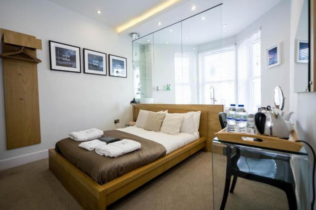 Edge14- Spacious, Stylish And Near The Beach! New Quay Exteriér fotografie